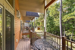 Gull Lake All-season Getaway w/ Private Deck