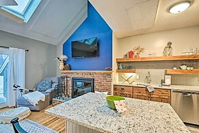 Ski-in/ski-out Tenney Mountain Condo w/ Fireplace!
