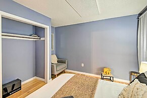 Ski-in/ski-out Tenney Mountain Condo w/ Fireplace!