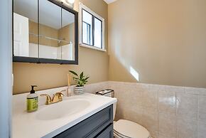 Serene Pocono Pines Home: 2 Mi to Lake Naomi Beach