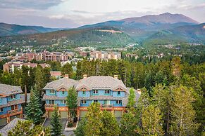 The Chelsea Condo w/ Hot Tub & Pool Access!