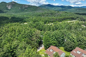 Cozy Bartlett Condo w/ Deck & Resort Amenities!