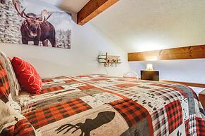 Cozy Bartlett Condo w/ Deck & Resort Amenities!
