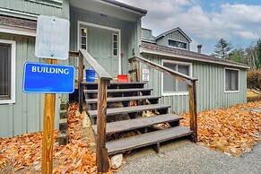 Cozy Bartlett Condo w/ Deck & Resort Amenities!