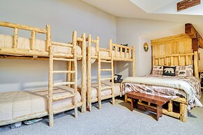 Cozy Bartlett Condo w/ Deck & Resort Amenities!