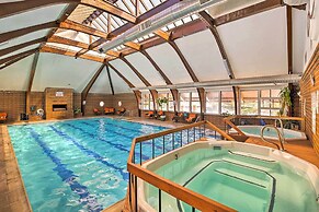 Colorado Townhome: Walk to Dillon Reservoir