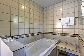 Colorado Townhome: Walk to Dillon Reservoir