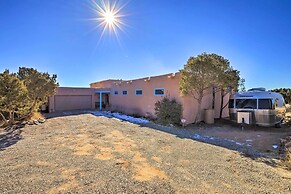 Santa Fe Sanctuary With Views at Every Turn
