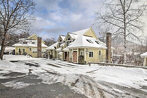 Spacious Ski-in/out Black Mountain Home w/ Deck!