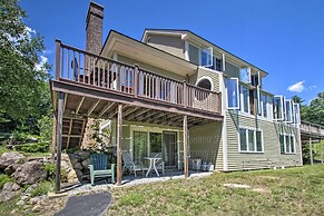 Spacious Ski-in/out Black Mountain Home w/ Deck!