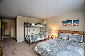 Spacious Ski-in/out Black Mountain Home w/ Deck!