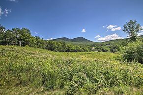 Spacious Ski-in/out Black Mountain Home w/ Deck!