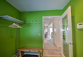 Spacious Ski-in/out Black Mountain Home w/ Deck!