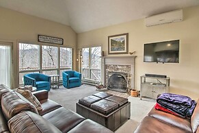 Spacious Ski-in/out Black Mountain Home w/ Deck!