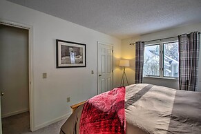 Spacious Ski-in/out Black Mountain Home w/ Deck!