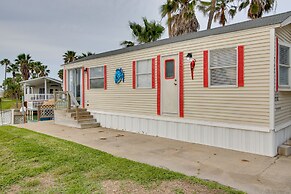 Cozy Waterfront Port Isabel Cottage With Deck!
