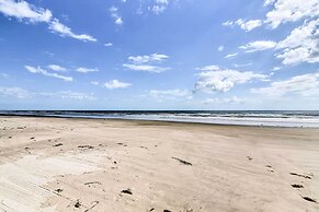 Surfside Beach Retreat w/ Deck & Ocean Views