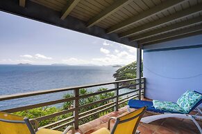 St Thomas Cliffside Villa With Pool & Hot Tub!