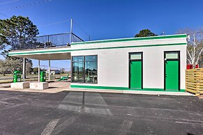 Unique Texas Home in Converted Gas Station!