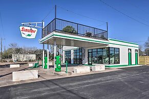 Unique Texas Home in Converted Gas Station!
