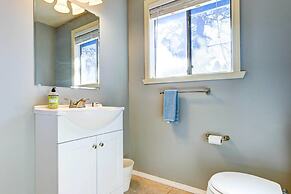 Pet-friendly Bend Home ~ 2 Mi to Downtown