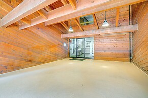 1 Block to Main St: Modern Breckenridge Condo!