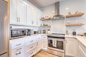 Waterfront Oasis On Tims Ford Lake: Pool/kayak!