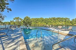 Waterfront Oasis On Tims Ford Lake: Pool/kayak!