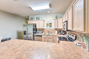Sunny Townhome w/ Pool Access ~ 1 Mi to Beach
