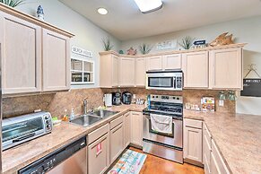 Sunny Townhome w/ Pool Access ~ 1 Mi to Beach