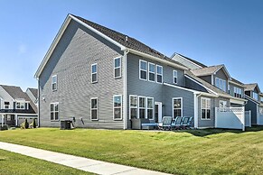 Beach Shuttle & Pool: Bishop's Landing Townhome