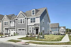 Beach Shuttle & Pool: Bishop's Landing Townhome