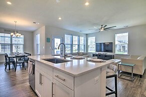Beach Shuttle & Pool: Bishop's Landing Townhome