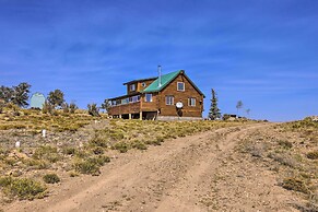 22str-00360 Fairplay Cabin w/ Fire Pit, Mtn Views!