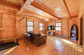 Athol Cabin w/ Deck & Fire Pit, 10 Mi to Lake