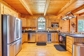 Athol Cabin w/ Deck & Fire Pit, 10 Mi to Lake