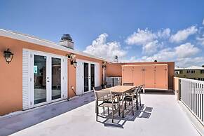 Loiza Condo w/ Rooftop Patio - Walk to Beach!