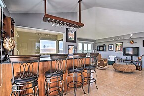 Loiza Condo w/ Rooftop Patio - Walk to Beach!