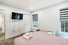 Game Room & Yard: Family Paradise in Pocono Summit