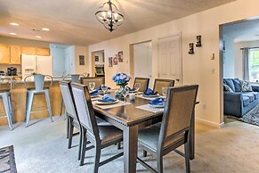 Jacuzzi & Resort Amenities: Tobyhanna Family Home!