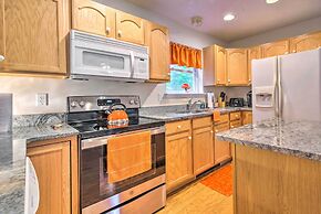 Jacuzzi & Resort Amenities: Tobyhanna Family Home!