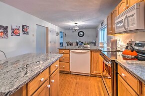 Jacuzzi & Resort Amenities: Tobyhanna Family Home!