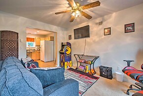 Jacuzzi & Resort Amenities: Tobyhanna Family Home!