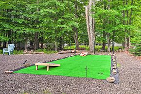 Jacuzzi & Resort Amenities: Tobyhanna Family Home!