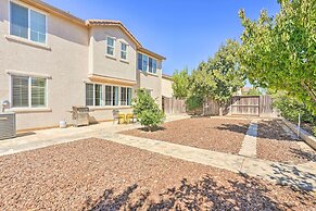 Elk Grove House w/ Grill ~ 3 Mi to Old Town!