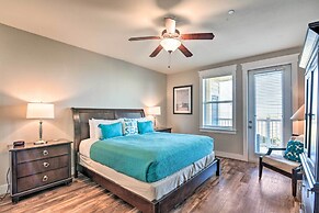 'driftwood' Galveston Resort Escape w/ Deck & View