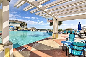 'driftwood' Galveston Resort Escape w/ Deck & View