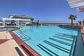 'driftwood' Galveston Resort Escape w/ Deck & View