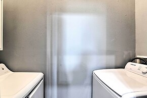 Pool View & Walk to Beach: Modern Galveston Condo!