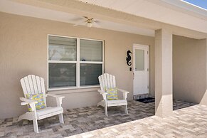 Naples Park Rental w/ Hot Tub ~ 1 Mi to Beach!